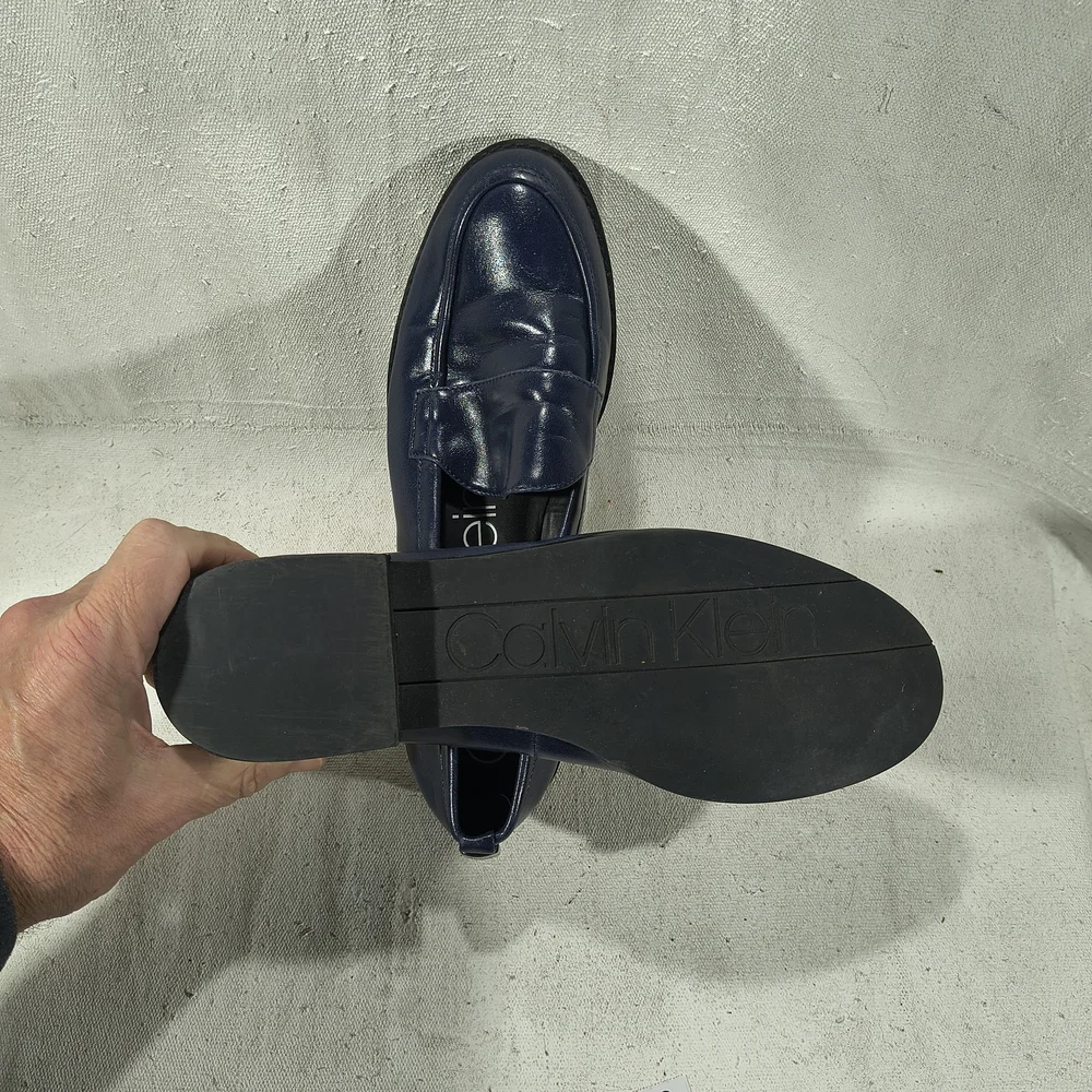 Calvin Klein Women's Size 9 Dark Blue Loafers
